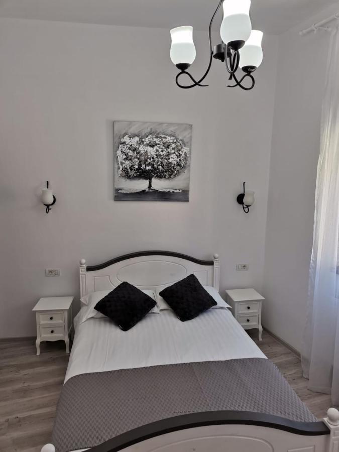 Casa Bella Hotel Сибиу Екстериор снимка